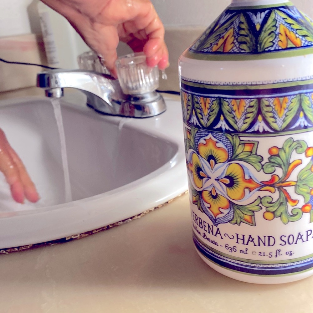 Lemon Verbena hand soap bottle 636 ml Perugia Italian Deruta